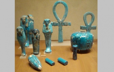 Objects From Tomb Of Thutmose IV